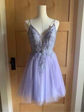 Lilac homecoming dress by Nox Anabel | size 0